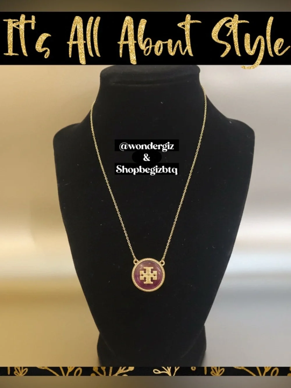 Authentic Tory Burch Semi Precious Agate Pendant Necklace